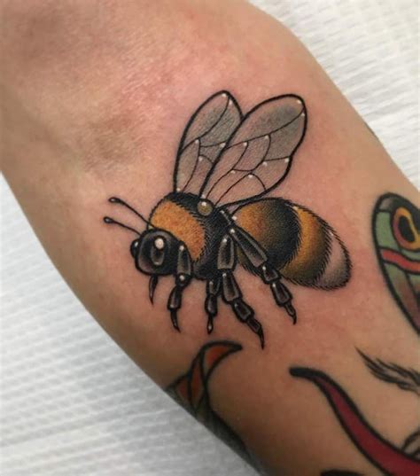 traditional bumble bee tattoo.